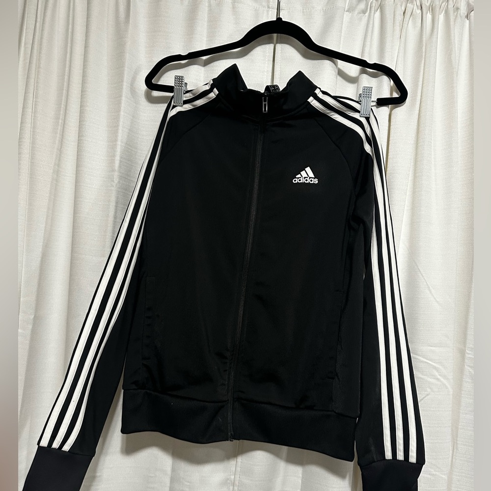 🖤Women’s Adidas Sport Zip-up🖤
